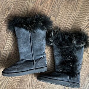 Gray Fur Trim Boots
